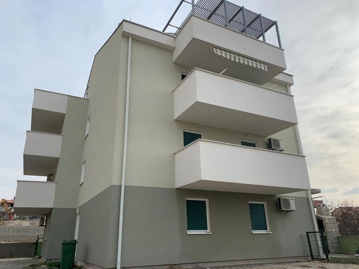 Apartman Toni Novalja Exterior foto